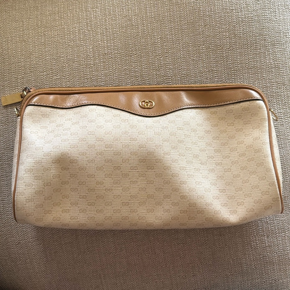 Vintage Authentic Gucci Crossbody